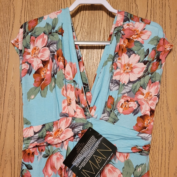 NWT IMAN Floral Maxi Dress in Light Blue and Coral - Picture 8 of 11